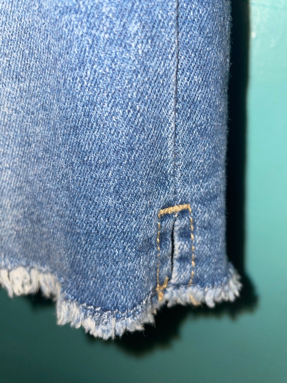 Nicole Miller Raw Hem High-Rise Denim Shorts - Blue - Picture 4 of 12